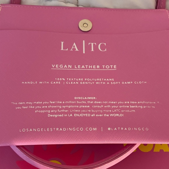 NWOT LA/LC Modern Vegan Leather Destination Tote Guava Pink Amalfi Coast - Picture 2 of 5